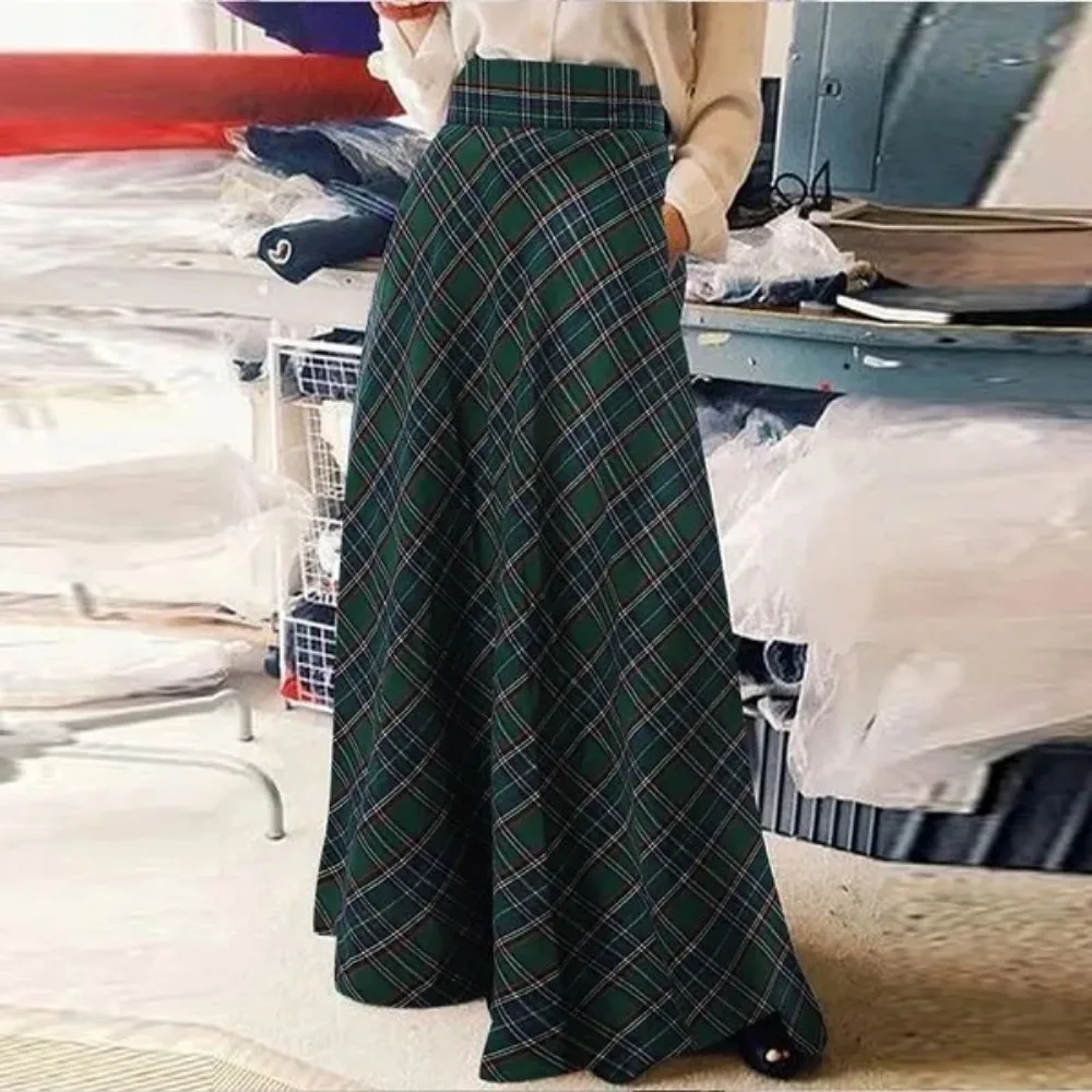 Women's High Waisted Plaid Maxi Skirt Casual Loose A-Line Long Skirt Elegant Checkered Swing Skirt with Pockets - Image 3