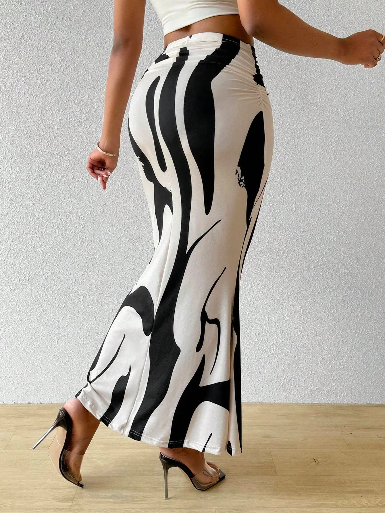 Women's Summer Printed Pleated Skirt - Image 2