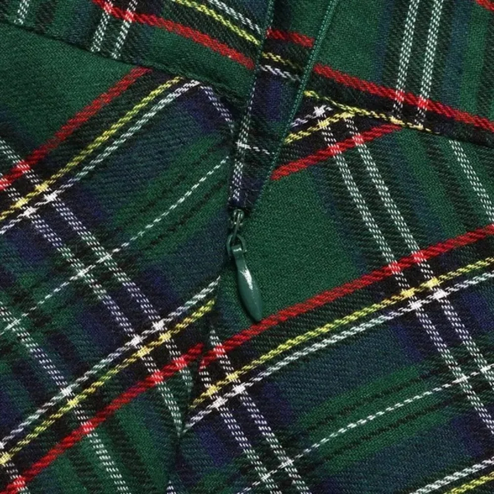 Women's High Waisted Plaid Maxi Skirt Casual Loose A-Line Long Skirt Elegant Checkered Swing Skirt with Pockets - Image 4